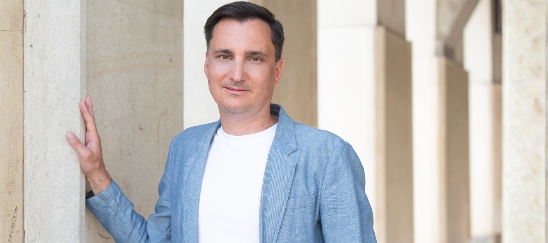 Denis Baš: Skupno branje za dragocene trenutke bližine